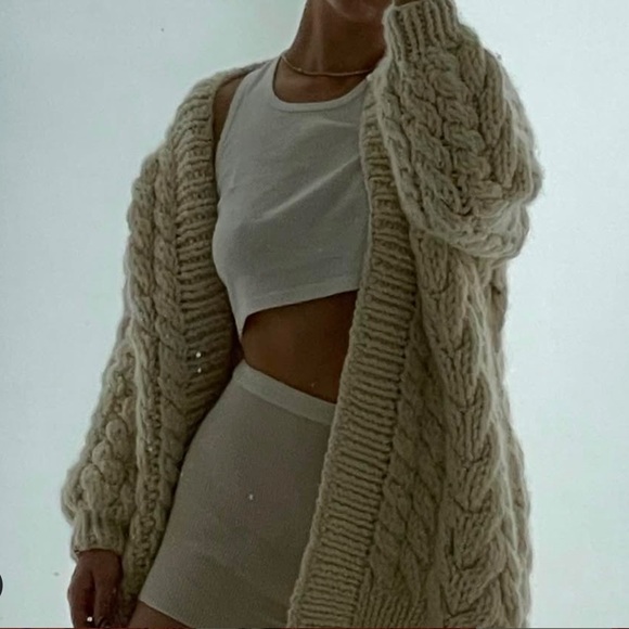 I LOVE MR MITTENS purple gorgeous thick soft wool cable knit cardigan - Picture 7 of 10